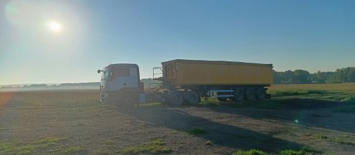 Зерновоз Перевозка зерна полуприцепами взять в аренду, заказать, цены, услуги - Советская Гавань