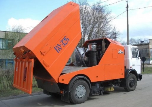 Вакуумная подметально-уборочная машина Услуги подметальной машины КО-326 для уборки улиц взять в аренду, заказать, цены, услуги - Хабаровск