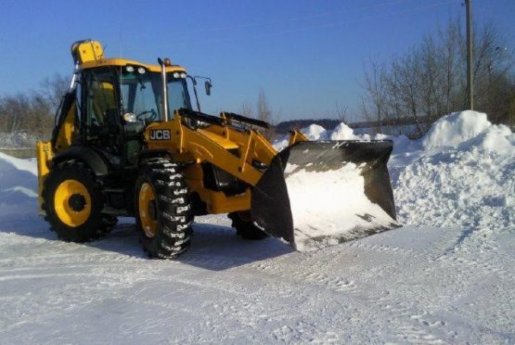 Уборка и вывоз снега спецтехникой стоимость услуг и где заказать - Хабаровск