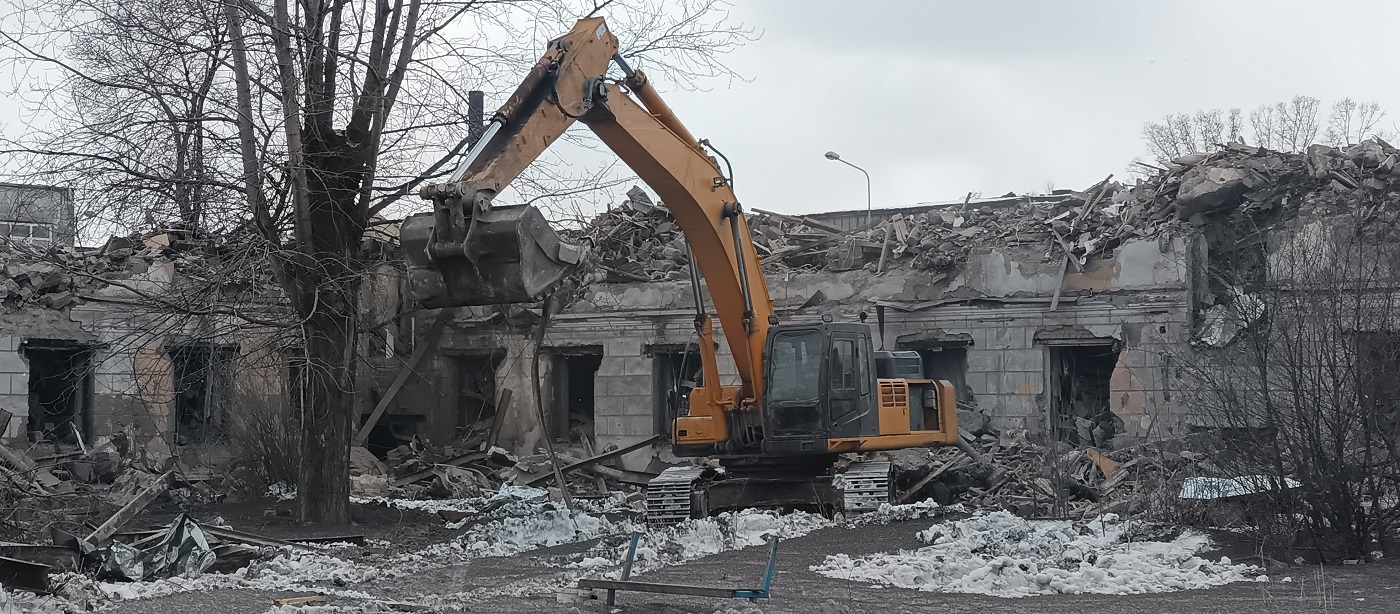 Демонтажные работы, услуги спецтехники в Хабаровске